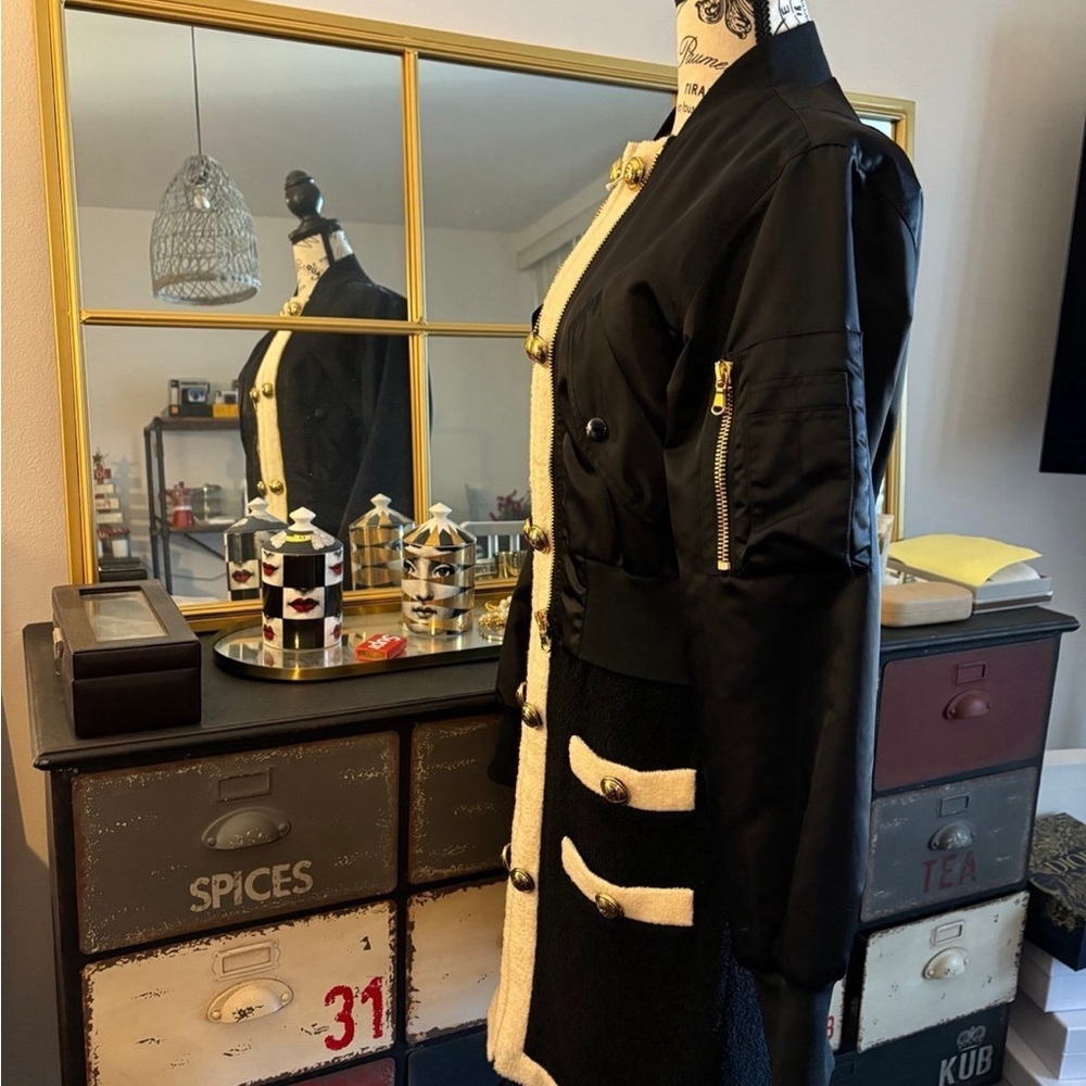 Moschino Couture Black & Cream Mixed-Material Coat - Picture 2 of 11